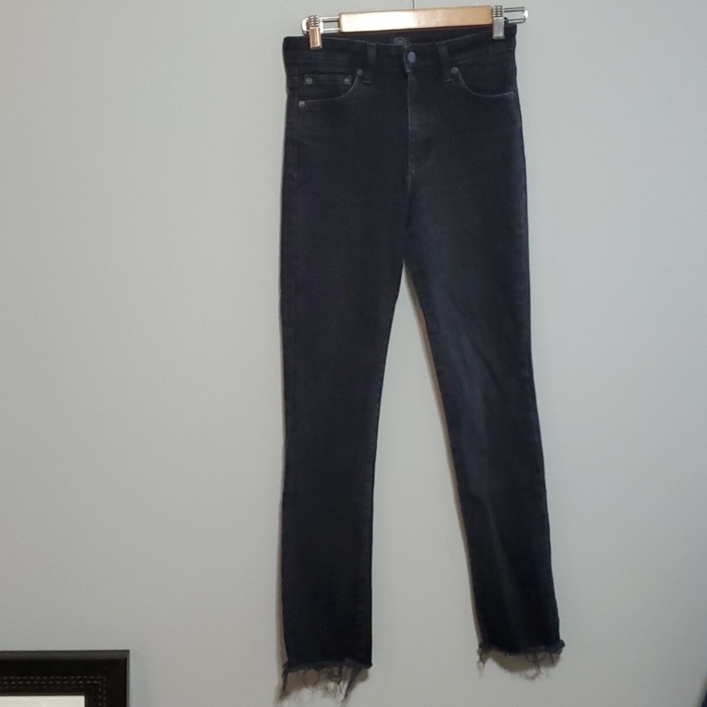 Edwin jeans women's size 6 size 28 black Janet raw cut frayed-hem frayed hem‎